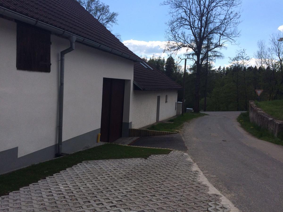 Ubytovani U Lva Žirovnice Eksteriør bilde